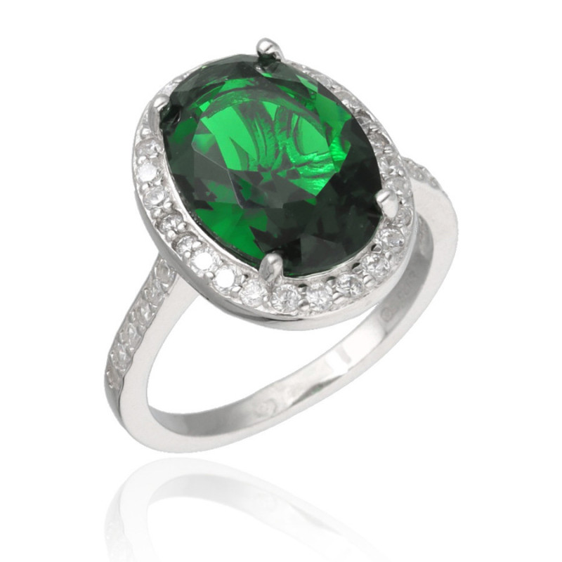 Strieborný prsteň - zelený oválny zirkón, číre okrúhle zirkóny | Argento.sk