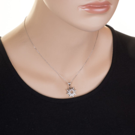 Strieborný náhrdelník - slnko, číre okrúhle zirkóny, dĺžka 43 až 46 cm | Argento.sk
