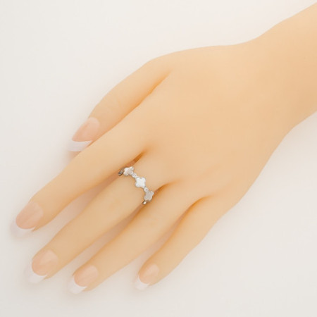 Strieborný prsteň - štvorlístok, perleť, okrúhle zirkóny | Argento.sk