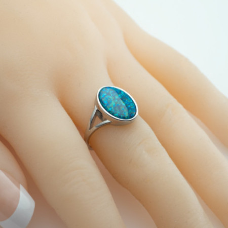 Strieborný prsteň - zelený oválny syntetický opál | Argento.sk