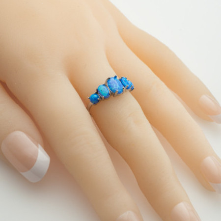 Strieborný prsteň - modré oválne syntetické opály | Argento.sk