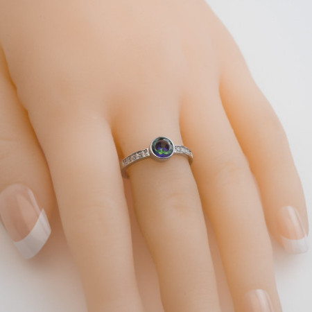 Strieborný prsteň - okrúhly zirkón Vitrail Light, číre okrúhle zirkóny | Argento.sk