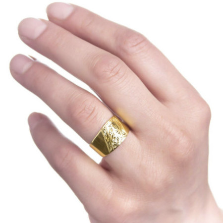 Pozlátený strieborný prsteň - s ručným gravírom | Argento.sk