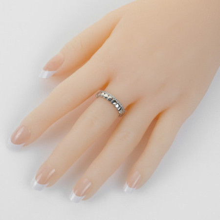 Strieborný prsteň - srdiečko, číre okrúhle zirkóny | Argento.sk