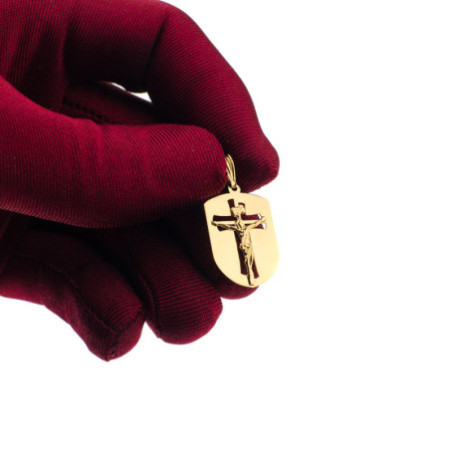 Zlatý prívesok - medailón v tvare štítu s Ježišom | Argento.sk