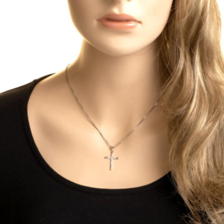 Strieborný prívesok - krížik, číre okrúhle zirkóny | Argento.sk