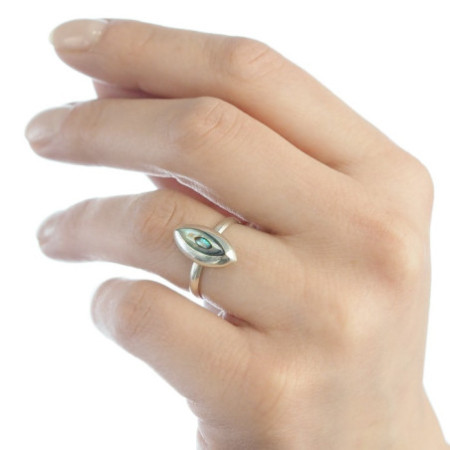 Strieborný prsteň perleťový