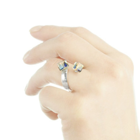 Strieborný prsteň so Swarovski elements berblue