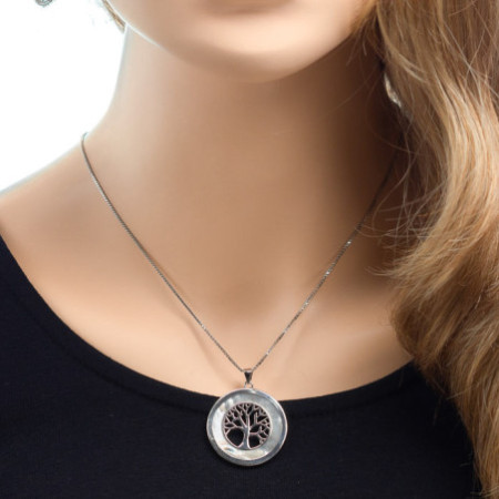 Strieborný prívesok strom života s perleťou