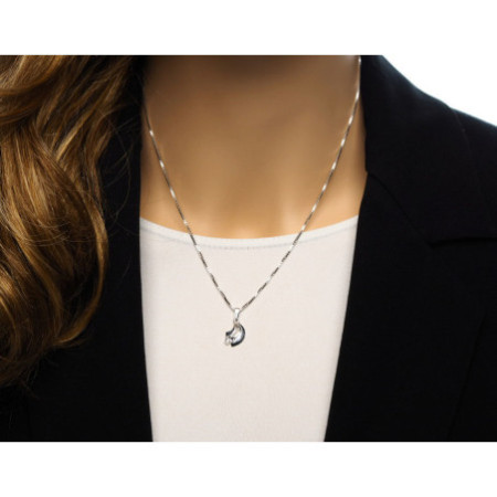 Strieborný prívesok zirkónový