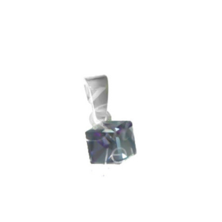 Strieborný prívesok so Swarovski elements violet kocka 6