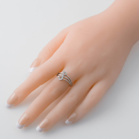 Strieborný prsteň nekonečno so zirkónmi