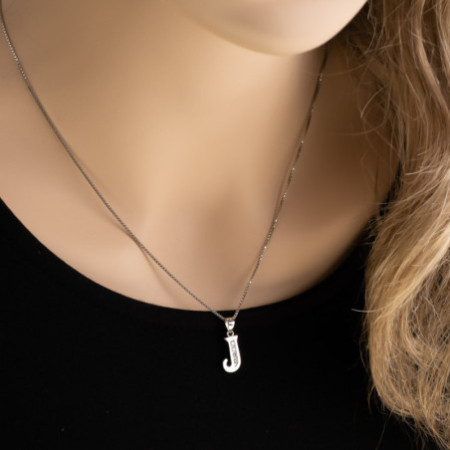Strieborný prívesok - písmeno J, číre okrúhle zirkóny | Argento.sk