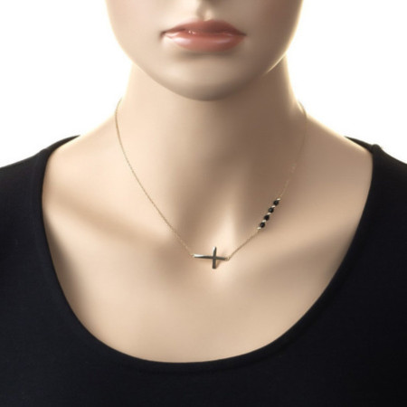Pozlátený strieborný náhrdelník - krížik, čierne zirkóny v tvare guľôčky, dĺžka 43 až 46 cm | Argento.sk