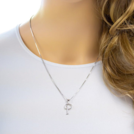 Strieborný prívesok - písmeno P, číre okrúhle zirkóny | Argento.sk