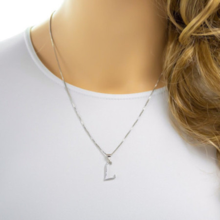 Strieborný prívesok - písmeno L, číre okrúhle zirkóny | Argento.sk